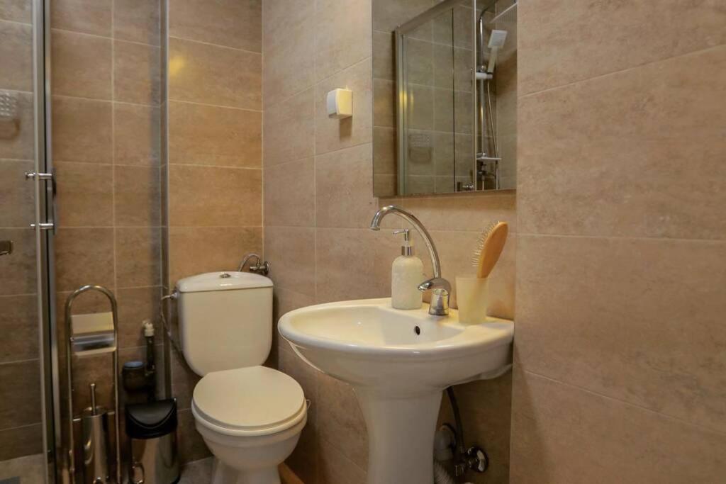 Mickitos Apartments At Macedonia Square Skopje Extérieur photo